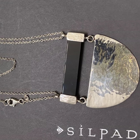 Silpada Vintage Sterling Silver Onyx Large Half Moon Pendant Necklace. - Picture 3 of 10